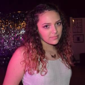 Meet your Posher, Anny